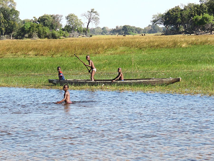 kids playing