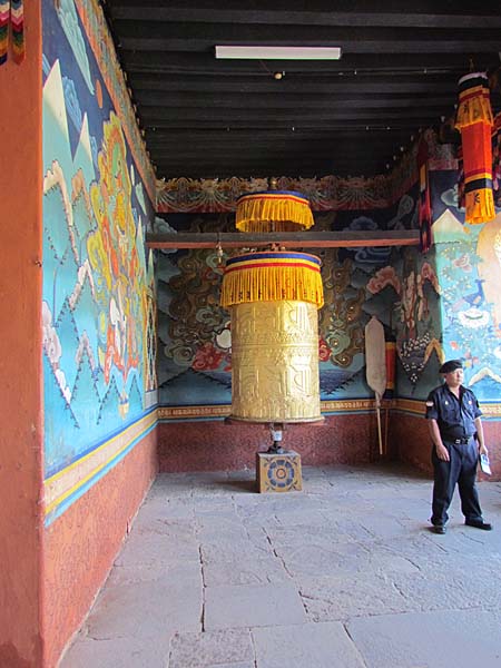 Prayer wheel