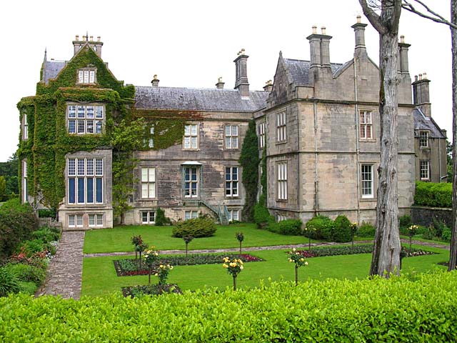 Muckross House