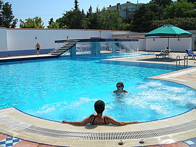 Hotel pool